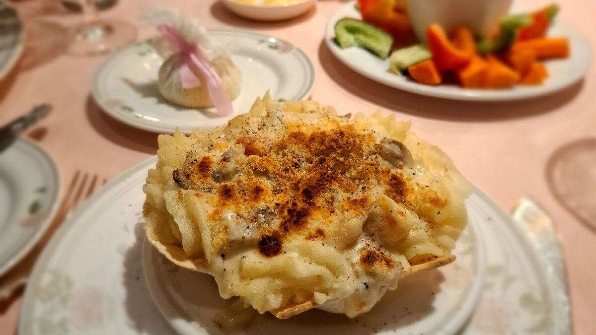 Oslo Court Restaurant