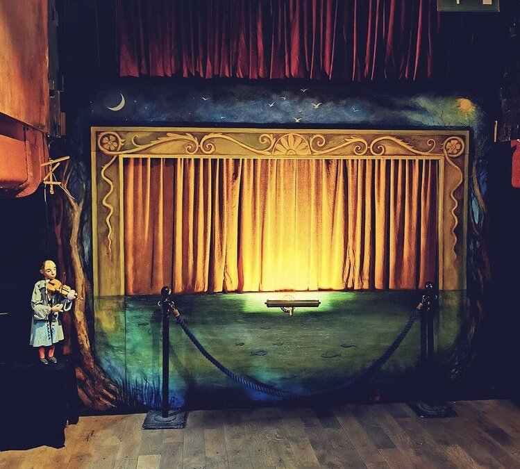 Puppet Theatre Barge - Little Venice