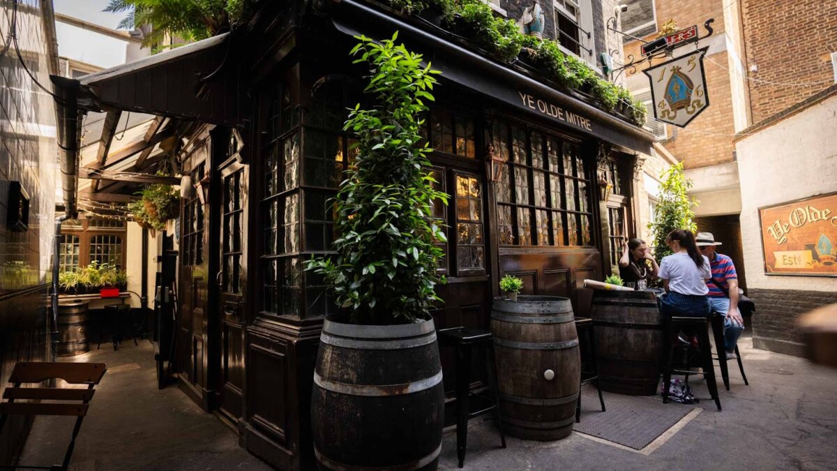 Ye Olde Mitre, Holborn