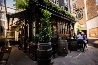 Ye Olde Mitre, Holborn